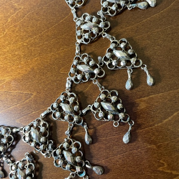 Antique Victorian faceted 900 silver filigree cleopatra bib festoon necklace - Picture 4 of 8
